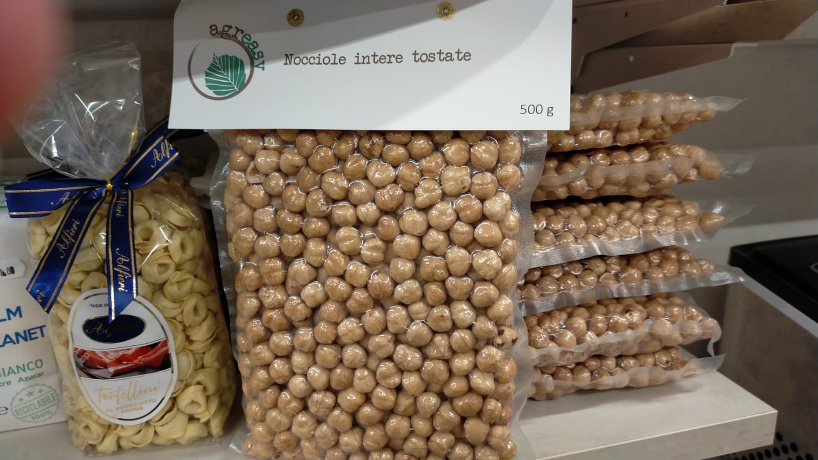 Nocciole Intere Tostate